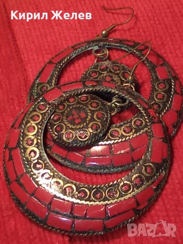 СТАРИ ОБЕЦИ РЪЧНО ИНКРУСТИРАН ЧЕРВЕН КОРАЛ БРОНЗОВИ ОСМАНСКИ ОБЕЦИ КОВАНИ 2523, снимка 7 - Обеци - 30469059