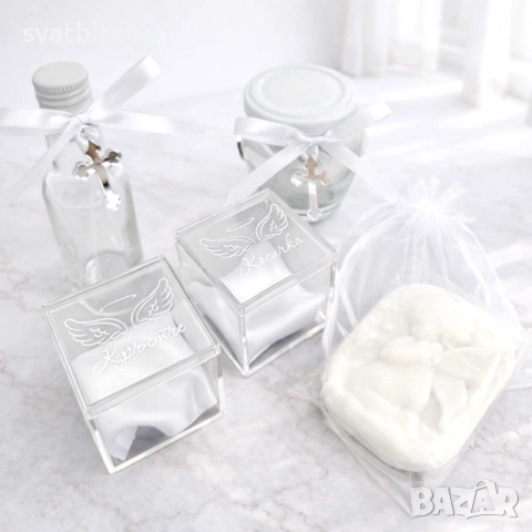 Персонализирани комплекти за кръщене – аксесоари, подаръци и хавлии, снимка 5 - Подаръци за кръщене - 53002332