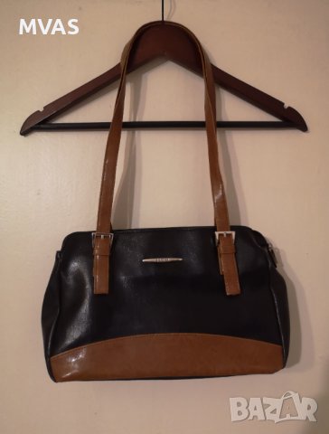 Нова чанта черно кафява кожена дамска за рамо среден размер, снимка 1 - Чанти - 36860152