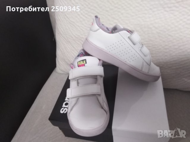 Детски маратонки Adidas 21 номер, снимка 5 - Детски маратонки - 31929804