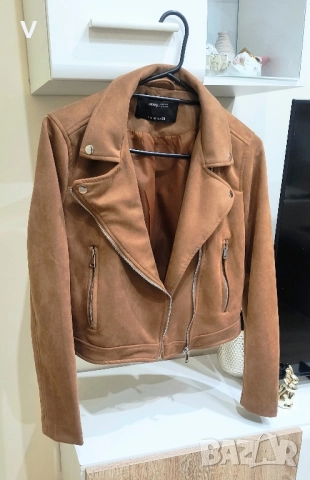 Късо дамско кафяво велурено яке Sinsay кафяви обувки 38 ортопедична стелка 