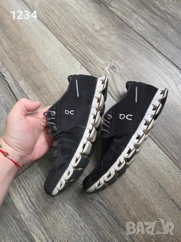 Дамски маратонки On cloud размер 37.5, снимка 3 - Маратонки - 53900570