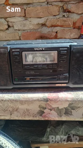 Касетофон  soni CFD-252L, снимка 2 - Радиокасетофони, транзистори - 49974761