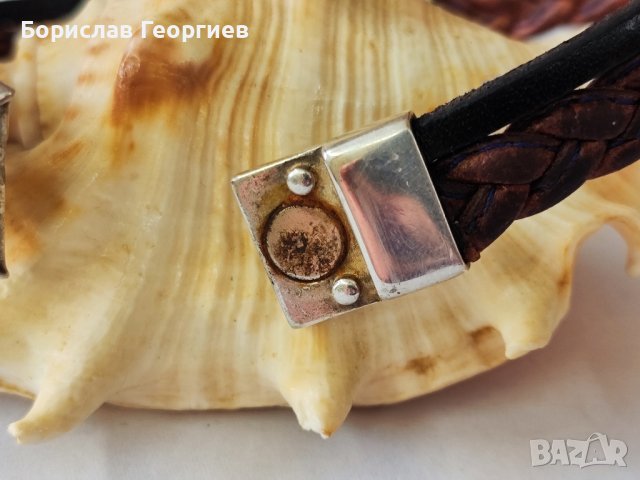 Кожена гривна със сребърни елементи, снимка 5 - Гривни - 44492444