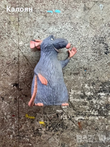 Фигурка на плъх играчка 