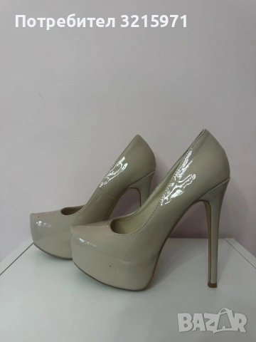 Обувки на висок ток, като нови