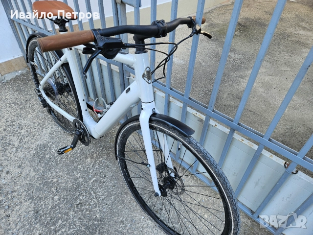 Електрически велосипед 28 цола MOMENTUM VOYA E+3, снимка 2 - Велосипеди - 51821753