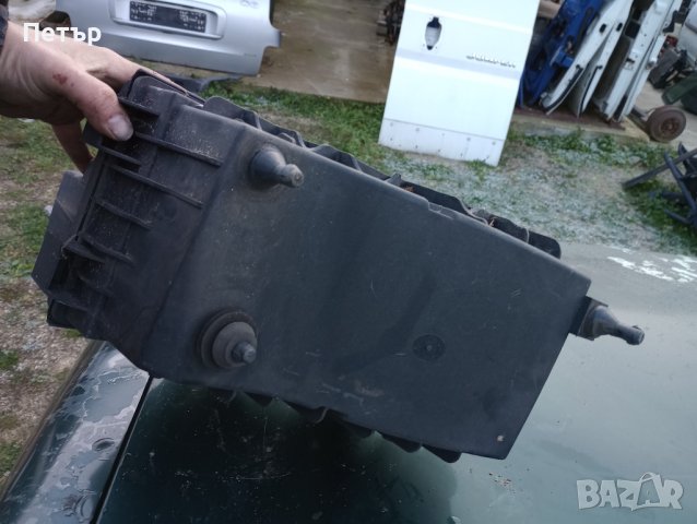 Кутия въздушен филтър Форд транзит 2000-2006, снимка 5 - Части - 39088665