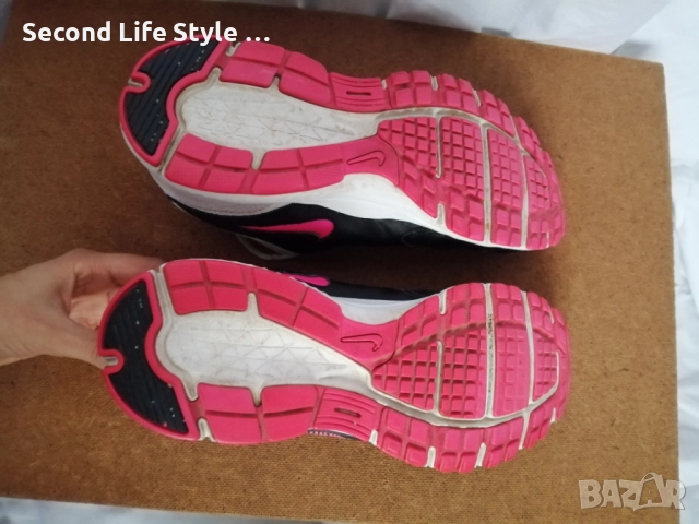 Номер 40 Nike оригинални дамски маратонки Revolution Running, снимка 7 - Маратонки - 52877940