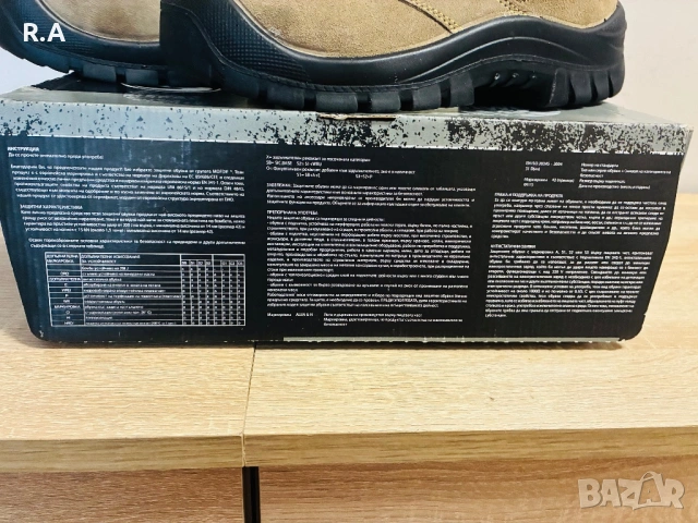 Работни обувки с бомбе марка Stenso, снимка 3 - Други - 54093424