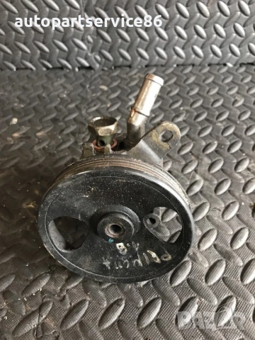 Помпа за хидравличен волан за Nissan Primera P11 1.8 бензин (2001) 491109F600