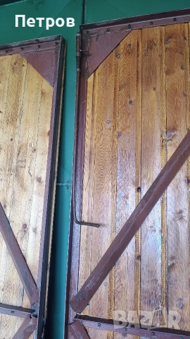 Продавам двукрила плътна врата от винкел, ламарина и чамова ламперия, снимка 8 - Входни врати - 54196557