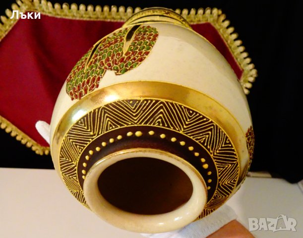 Satsuma Kinkozan Tsukuru,ваза японски порцелан. , снимка 13 - Вази - 33984435