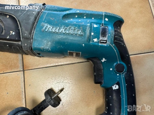 Перфоратор Makita HR2470, снимка 4 - Перфоратори - 54252687