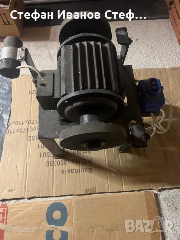 Настолен шмиргел, снимка 4 - Други инструменти - 50824696