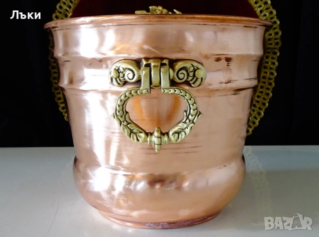 Медна саксия,кашпа с бронзови дръжки,барок. , снимка 2 - Антикварни и старинни предмети - 52674252