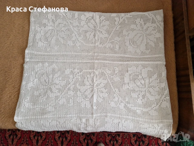 Ръчно плетиво за легло