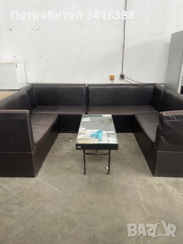 Кожен диван