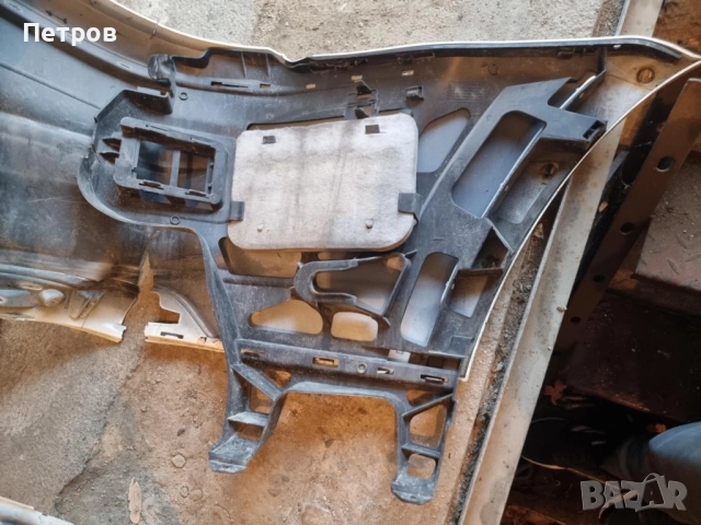 водач страничен задна броня Mercedes Gl 350 500 450 W164 2012, снимка 3 - Части - 52111024