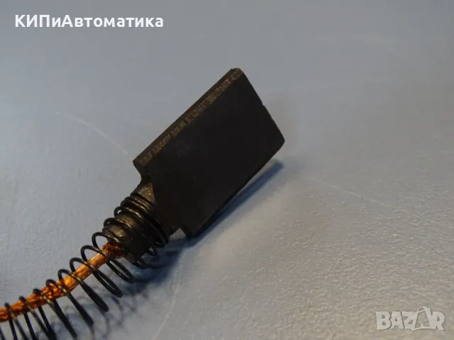 четка въглено-графитна 10х10х28 mm / 16х23х9 mm с пружина, снимка 4 - Резервни части за машини - 49283628