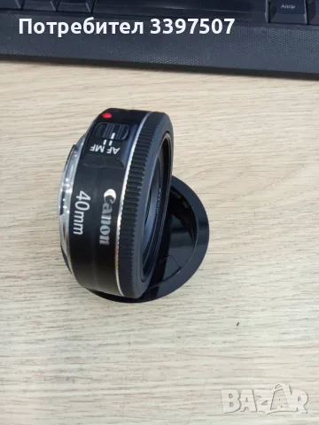 Canon EF 40mm f/2.8 STM палачинка