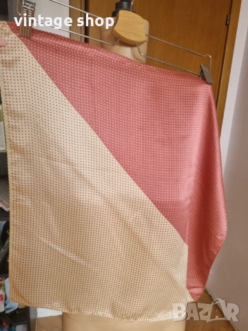 Копринени шалове с точки (различни размери), снимка 5 - Шалове - 54144361