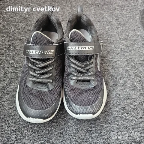Детски маратонки Skechers, размер 33.5 / 21 см, снимка 2 - Детски маратонки - 56268669