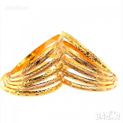 Златна дамска гривна 6,36гр. диаметър:7,0см. 14кр. проба:585 модел:12183-3, снимка 2 - Гривни - 38605573