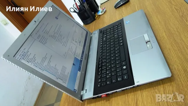 Laptop 17.3" Samsung RV720 i3-2310M 6GB 500GB, снимка 8 - Лаптопи за дома - 50362747