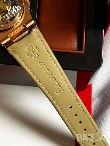 Часовник Patek Philippe Nautilus 5712, снимка 5 - Мъжки - 52879889