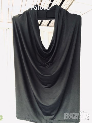 Изключително красив потник с гол гръб