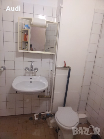 Продавам гарсионера в саниран блок на нисък етаж. кв. Бузлуджа, снимка 8 - Апартаменти - 41086042