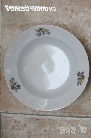 Чинии за допълване порцелан по 3 лв., снимка 3 - Чинии - 34469181