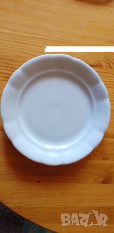 Порцеланови чинии - използвани и нови, снимка 8 - Чинии - 37285613