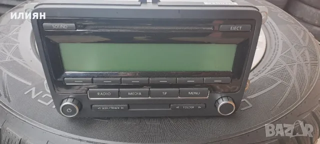 радио CD за vw golf 6 vw Passat 6 1K0035186AA, снимка 2 - Части - 49290833