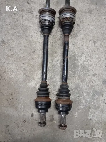 Задни полуоски BMW E39 520i Touring 