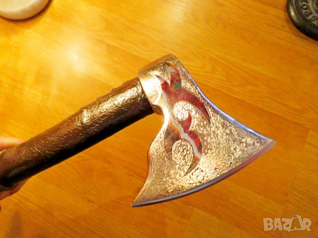 Стара бойна брадва - авторска уникална изработка за ценители и колекционери колекционерска колекция, снимка 4 - Бойно оръжие - 38758894