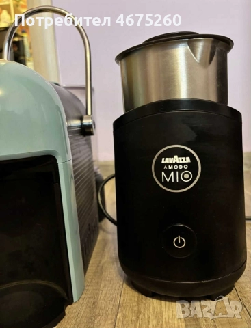 КАФЕМАШИНА С КАПСУЛИ LAVAZZA + Кана за мляко, снимка 3 - Кафемашини - 52776799