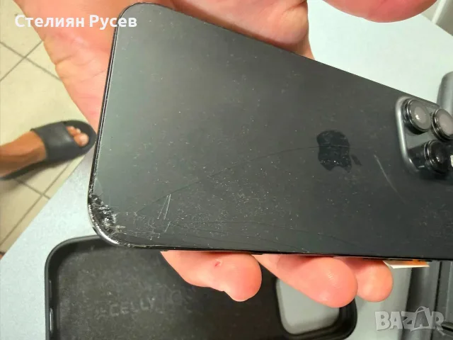 apple iphone 16 PRO MAX 256gb 2408 640 евро               r.ad -леко сцепено на задният капак - 256г, снимка 7 - Apple iPhone - 55786671
