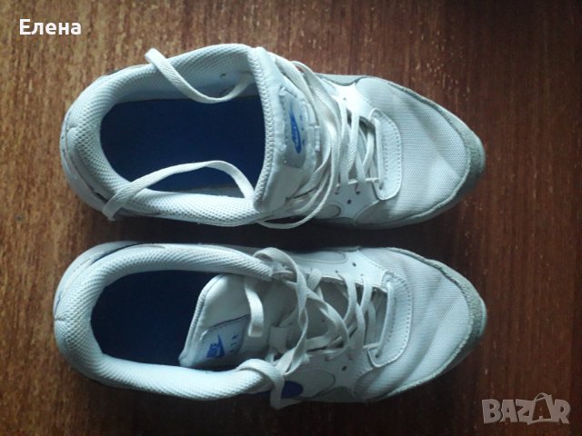 Дамски маратонки Nike Air 38.5, снимка 10 - Маратонки - 42849671