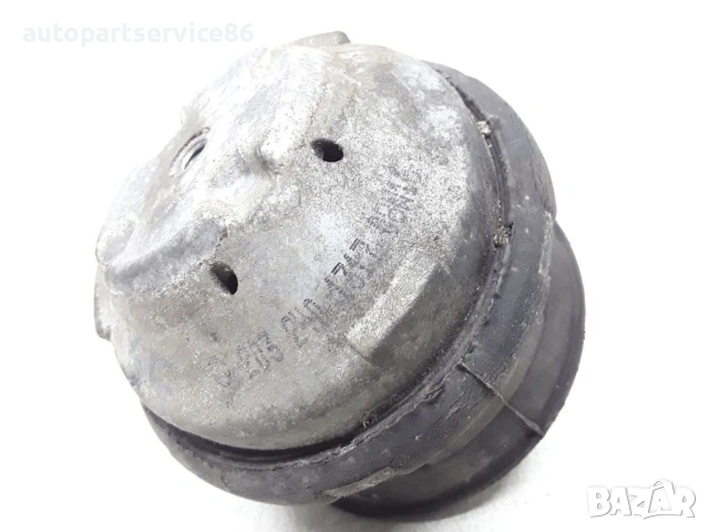 Тампон двигател лява страна 150Hp за Mercedes C220 CDI CL203 (2007) 2032401317, снимка 2 - Части - 54137487