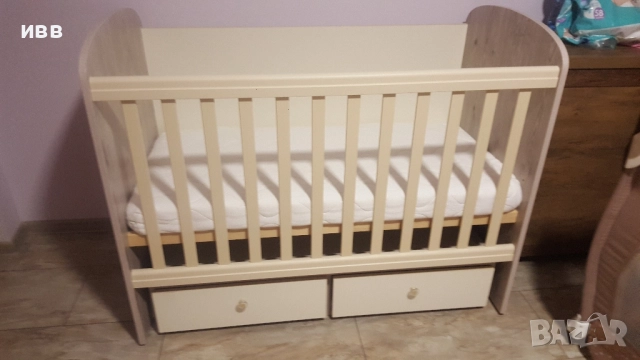 НАМАЛЕНО на 95лв Детско легло с люлеещ механизъм +подарък матрак