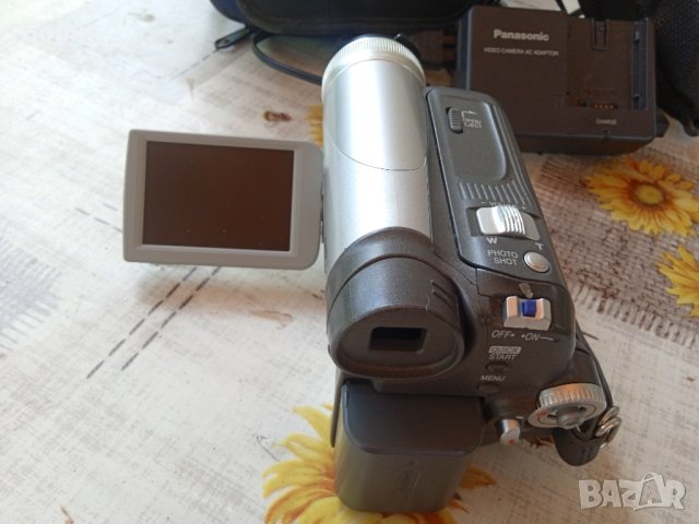 Panasonic NV GS 17 Видеокамера, снимка 5 - Камери - 40781860