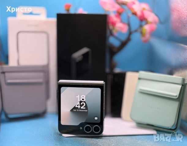 ГАРАНЦИОНЕН!!! Samsung Galaxy Z Flip6, 12GB RAM, 256GB, 5G, Silver Shadow 