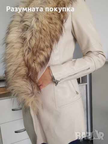 Красиво кожено палтенце с голяма яка, снимка 1 - Палта, манта - 30796257