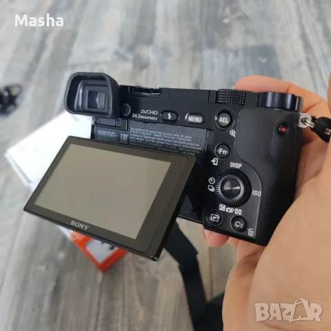 Sony A6000 + 2 обективa Sony SEL 16-50mm f/3.5-5.6 PZ обектив Sony SEL 55-210mm, снимка 6 - Фотоапарати - 55898817