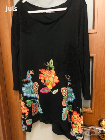 Блузи, туники, рокля Desigual, снимка 9 - Блузи с дълъг ръкав и пуловери - 45148920