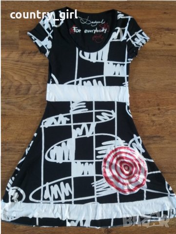 Desigual - страхотна рокля, снимка 5 - Рокли - 29546075