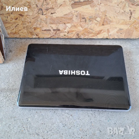 Лаптоп Toshiba SATELLITE A500, снимка 1