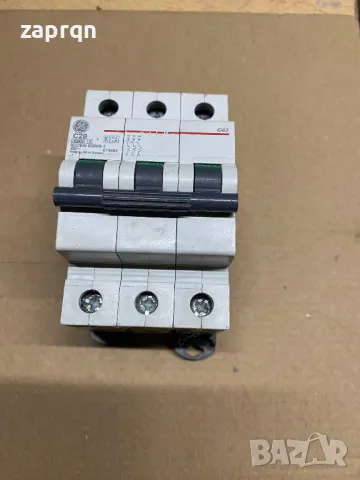 Автоматичен трифазен предпазител 20 А 